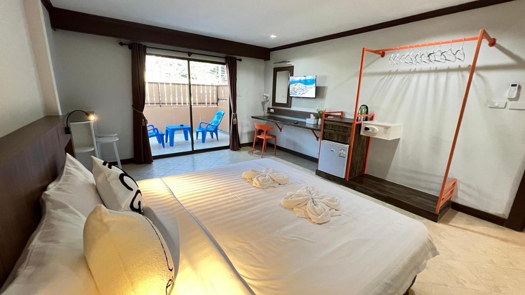 My Friend'S House Karon 호텔 외부 사진