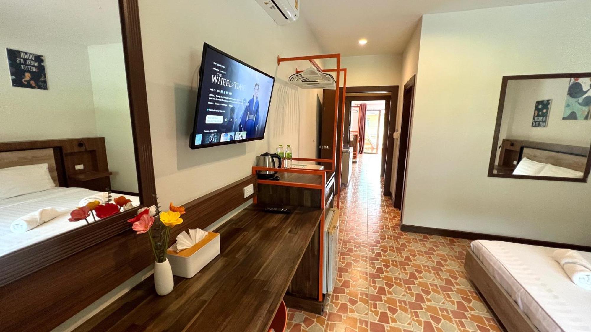 My Friend'S House Karon 호텔 외부 사진